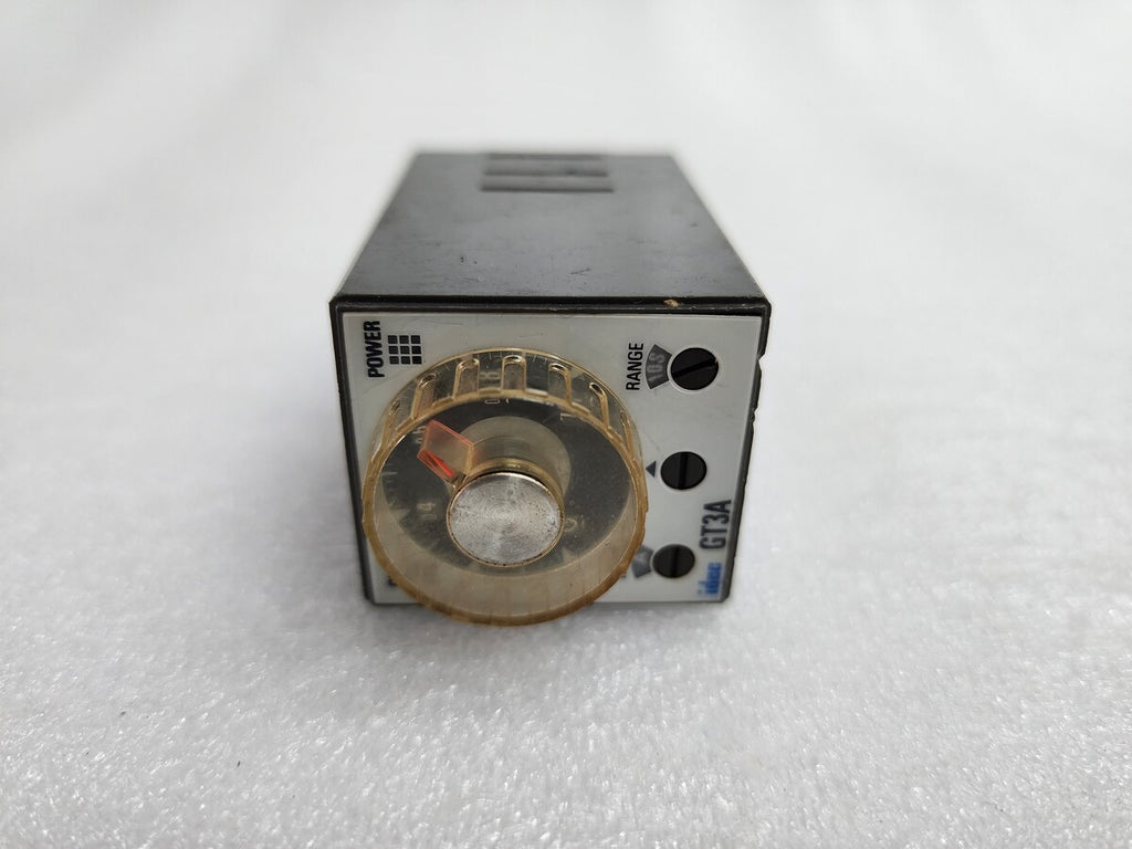 IDEC GT3A-3 AF20 ELECTRONIC TIMER 100-240VAC