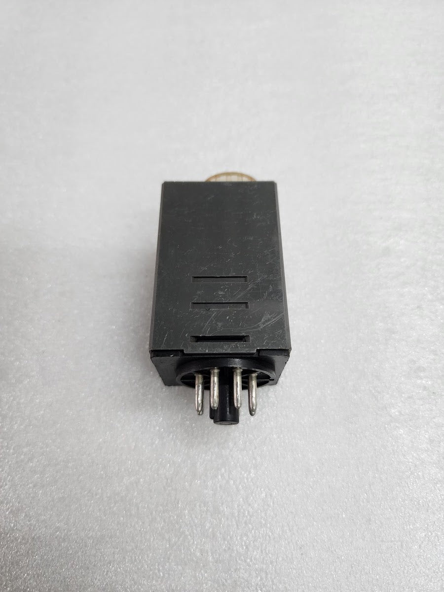 IDEC GT3A-3 AF20 ELECTRONIC TIMER 100-240VAC
