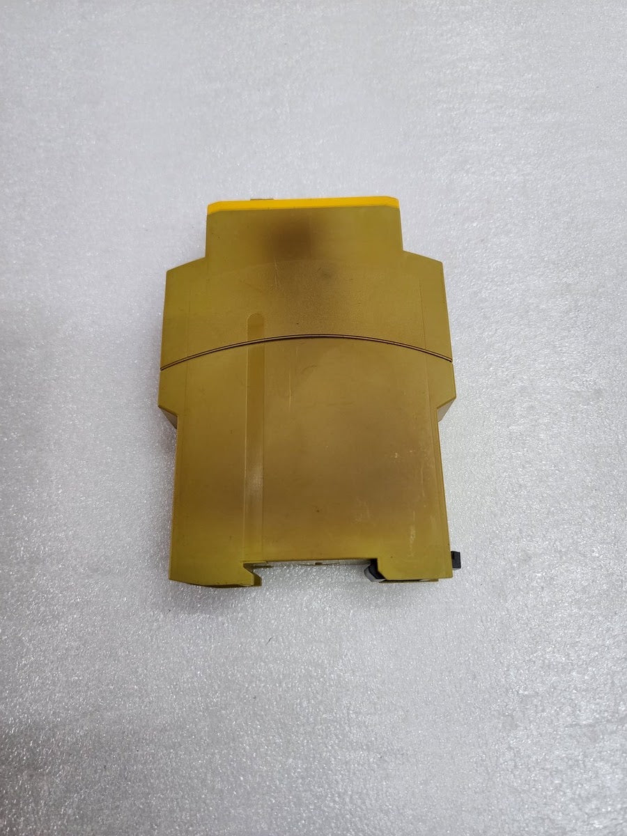 PILZ PZE X4 24VDC 4N/O SAFETY RELAY 774585