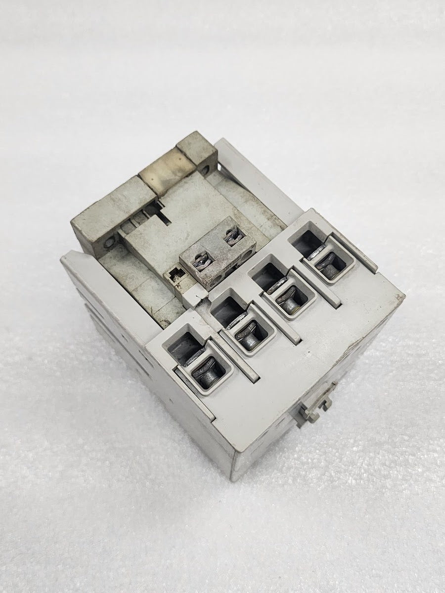 ALLEN BRADLEY CAT 100-C90-200 SER A MAGNETIC CONTACTOR COIL VOLTAGE 110-120V