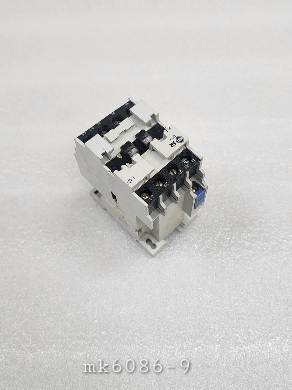 EAW DDR LX00-40E MAGNETIC CONTACTOR COIL VOLTAGE 220V
