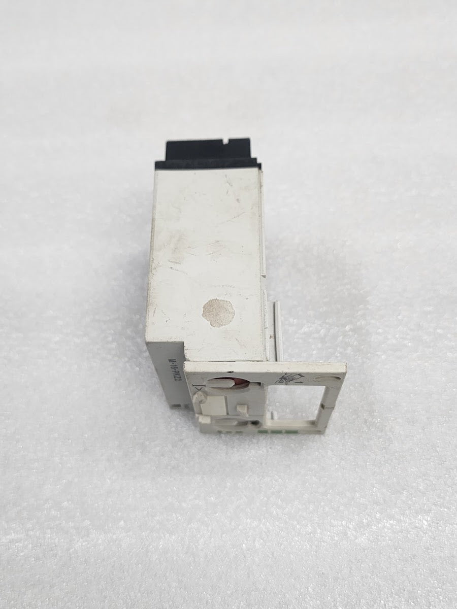 MOELLER M-16-PKZ2 MOTOR PROTECTOR TRIP BLOCK