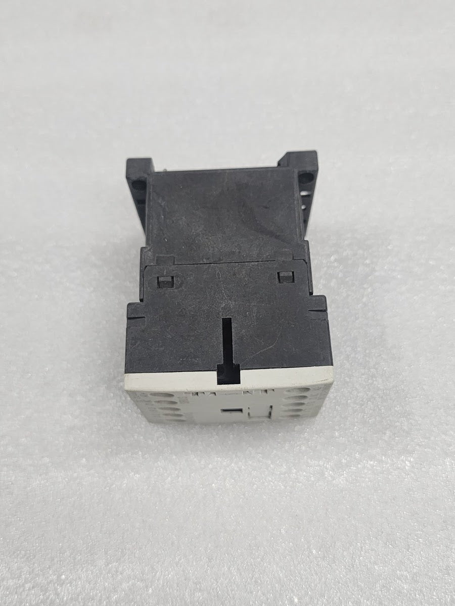 SIEMENS 3RT1017-1WB42 MAGNETIC CONTACT 5.5KW 400-690V