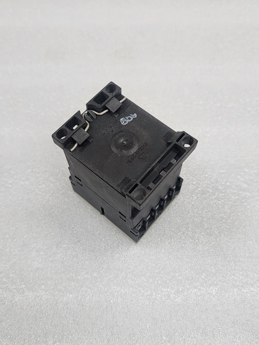 SIEMENS 3RT1017-1WB42 MAGNETIC CONTACT 5.5KW 400-690V