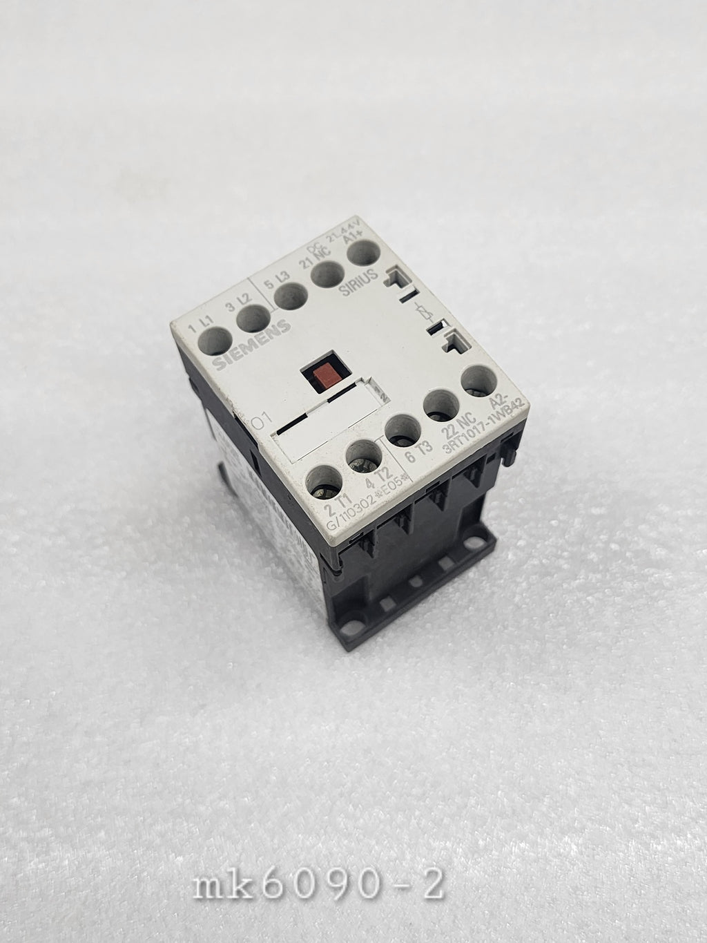 SIEMENS 3RT1017-1WB42 MAGNETIC CONTACT 5.5KW 400-690V