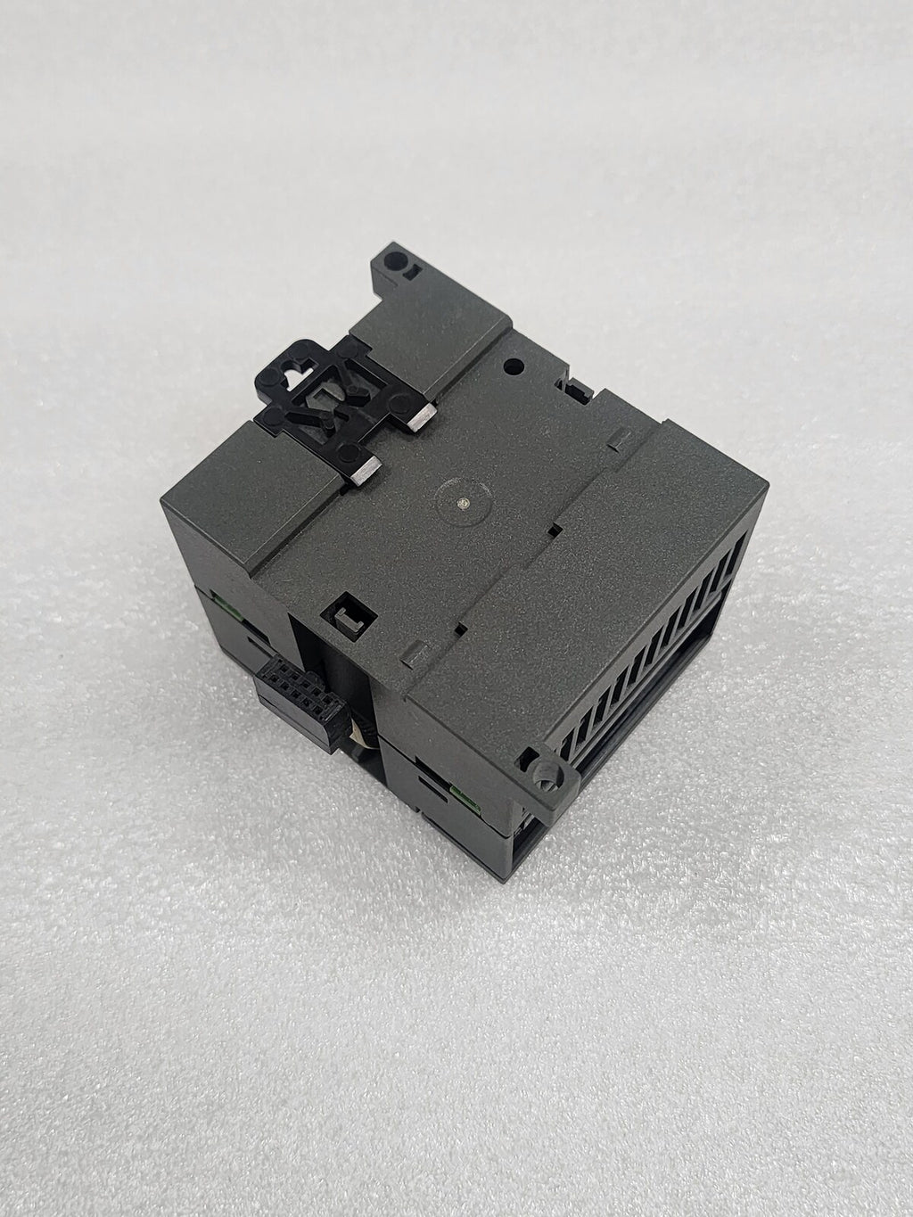 SIEMENS 6ES7 221-1BH22-0XA8 DIGITAL INPUT MODULE S7-200CN