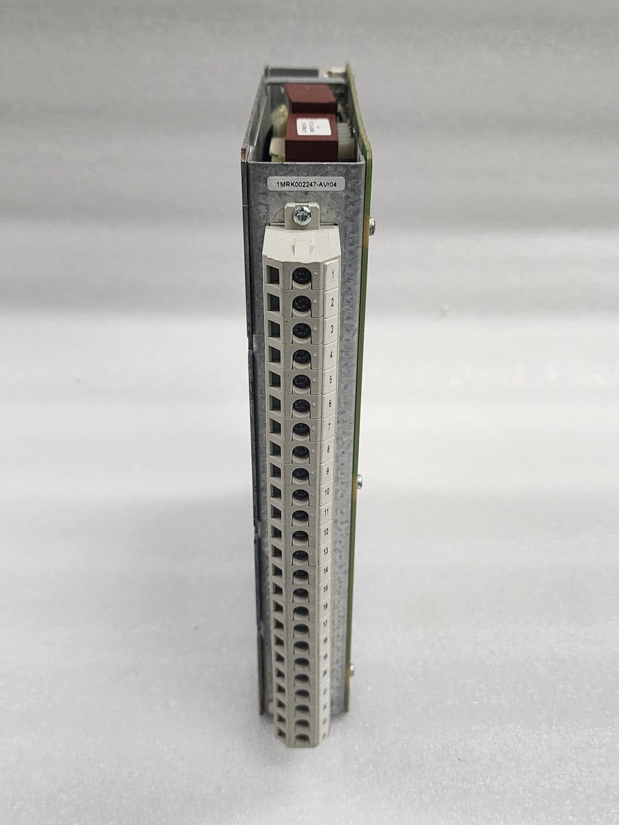 ABB 1MRK002247-AVr04 BOARD