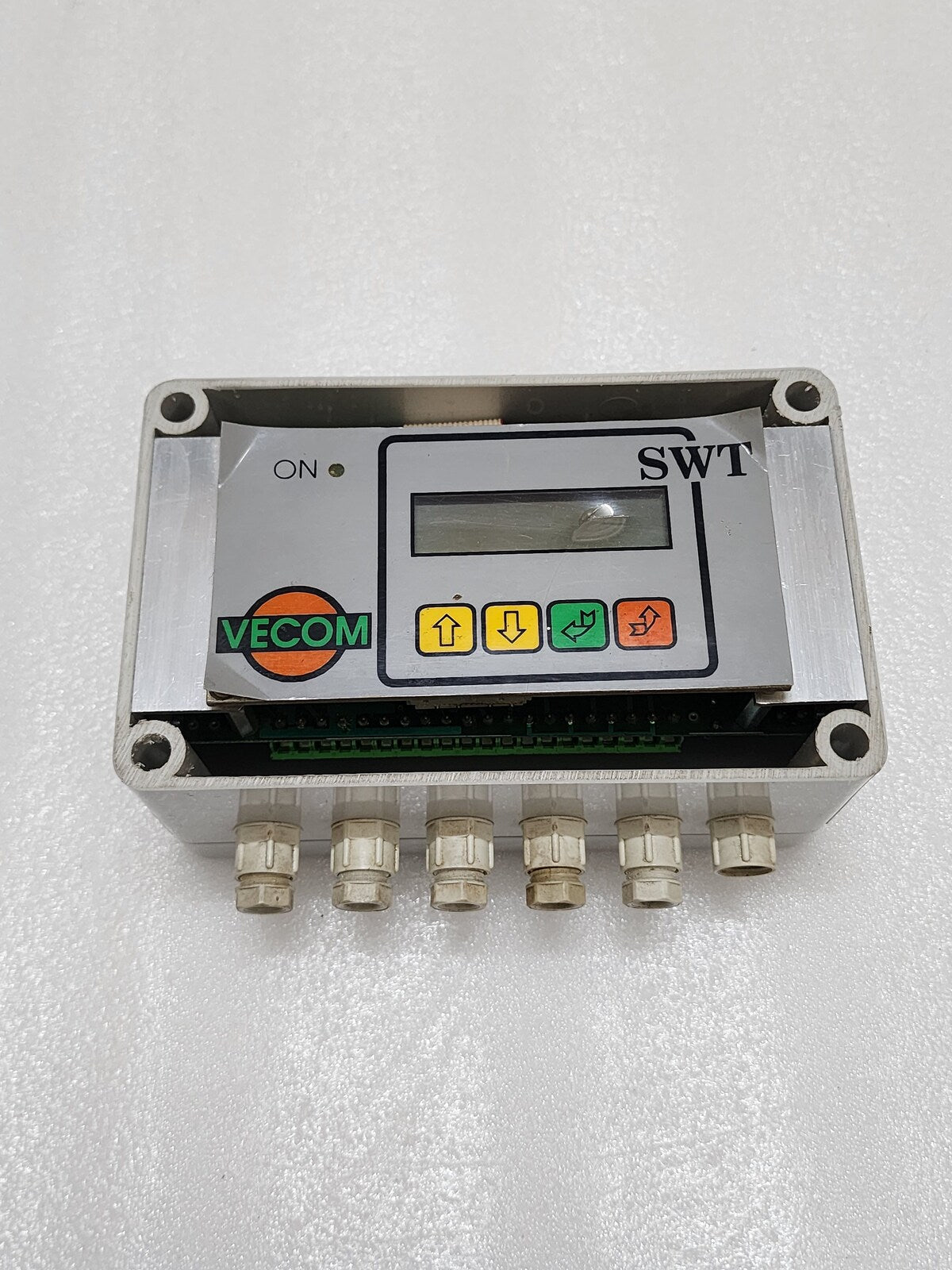 VECOM MARINE  SWT MONITORING EQUIPMENT SWT-2
