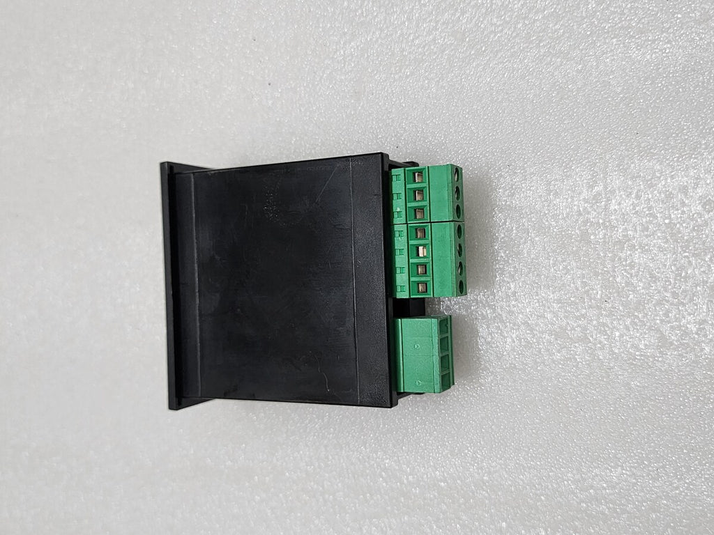 LAE CDC122T1R3J TEMPERATURE CONTROLLER 12V