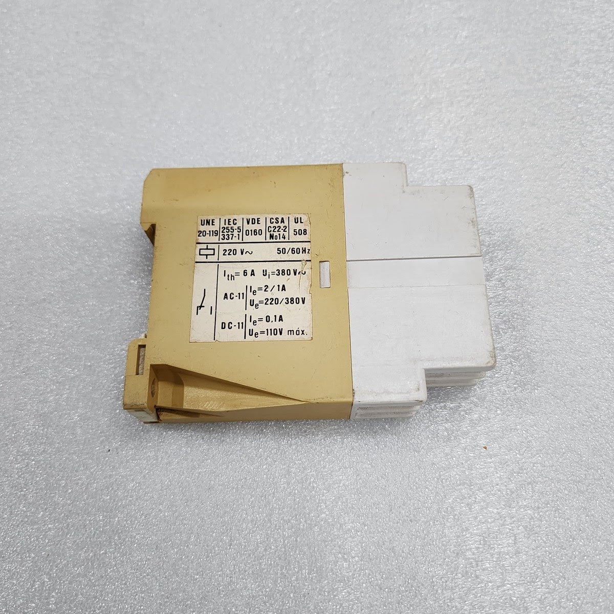 AGUT MTC-T RELAY 220V