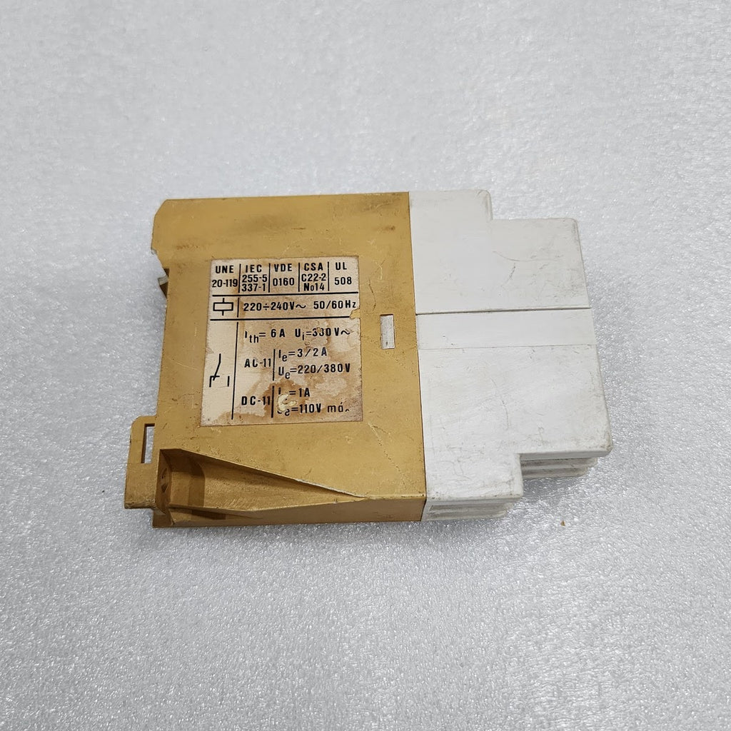 AGUT MET RELAY 220-240V