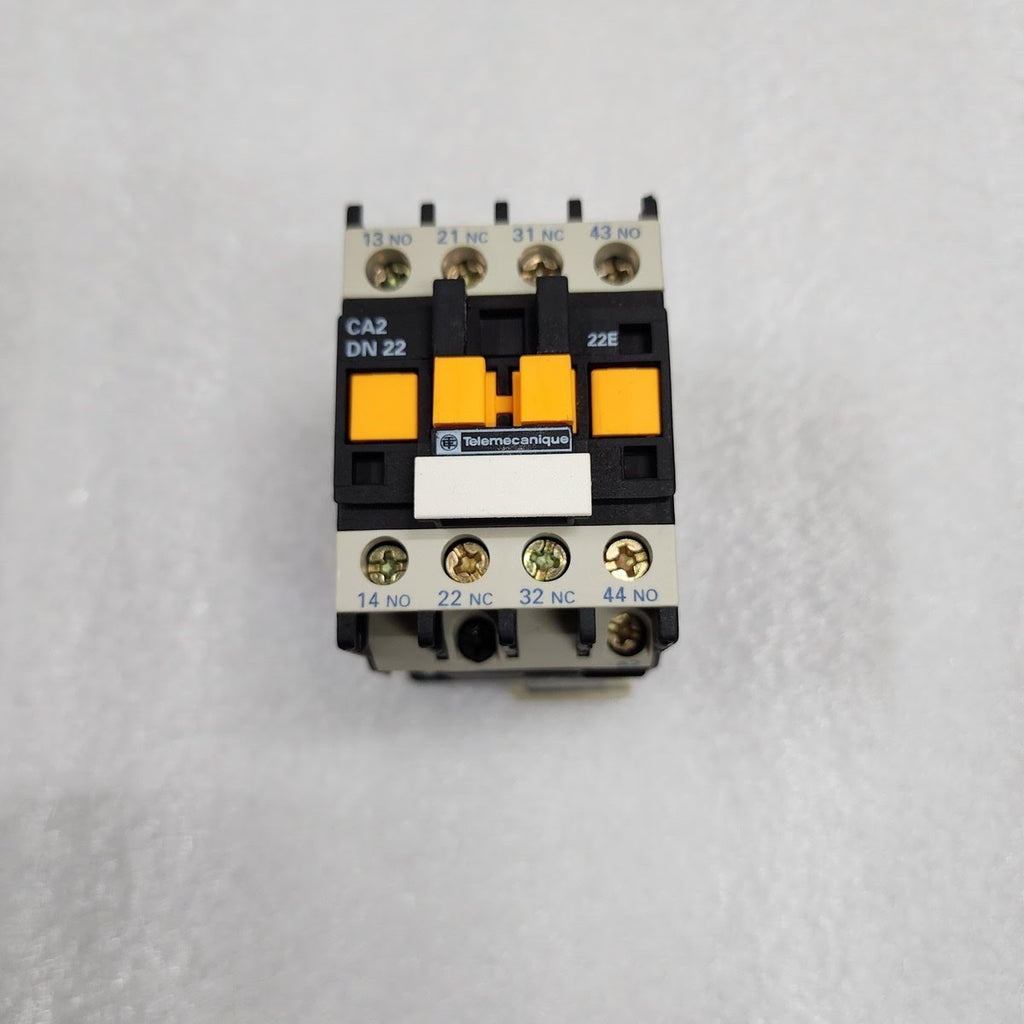 TELEMECANIQUE CA2DN22M7 CONTROL RELAY 023054 COIL VOLTAGE 220-230V