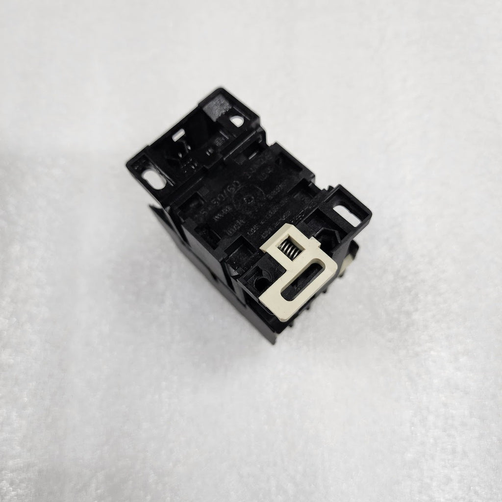 TELEMECANIQUE CA2DN22M7 CONTROL RELAY 023054 COIL VOLTAGE 220-230V