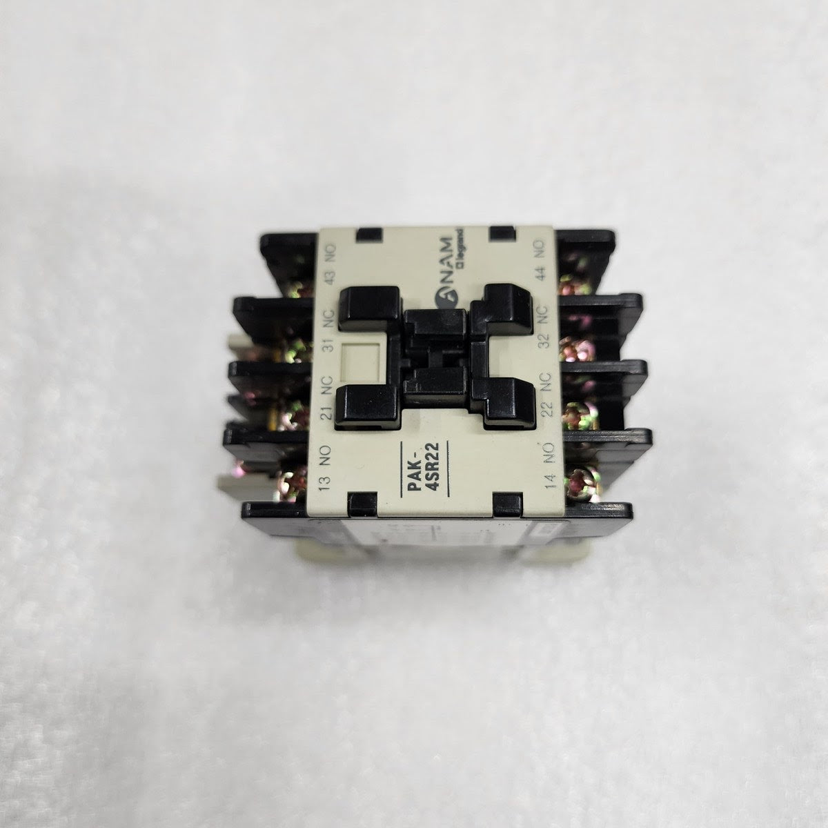ANAM LEGRAND PAK-4SR22 MAGNETIC RELAY 200-220V