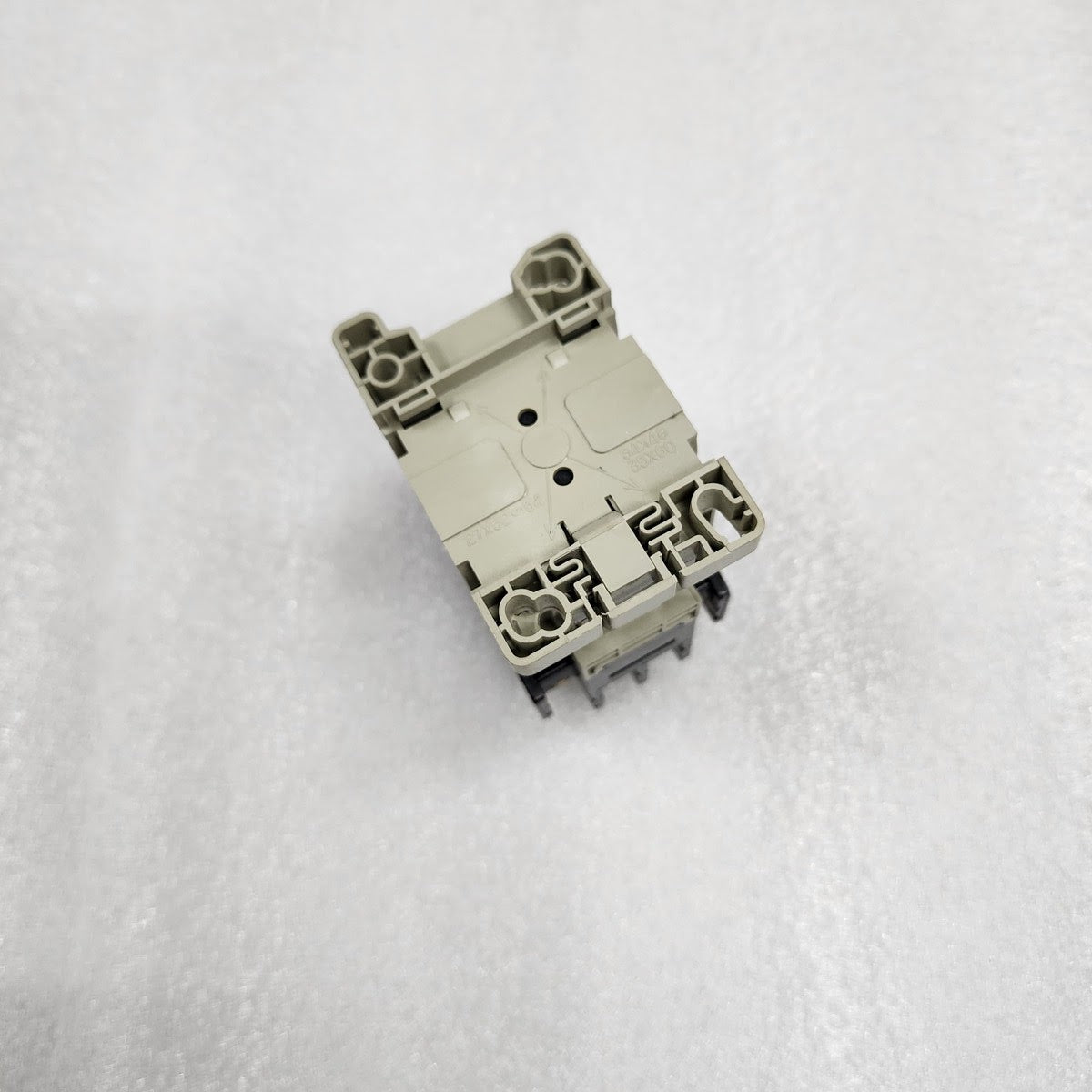ANAM LEGRAND PAK-4SR22 MAGNETIC RELAY 200-220V