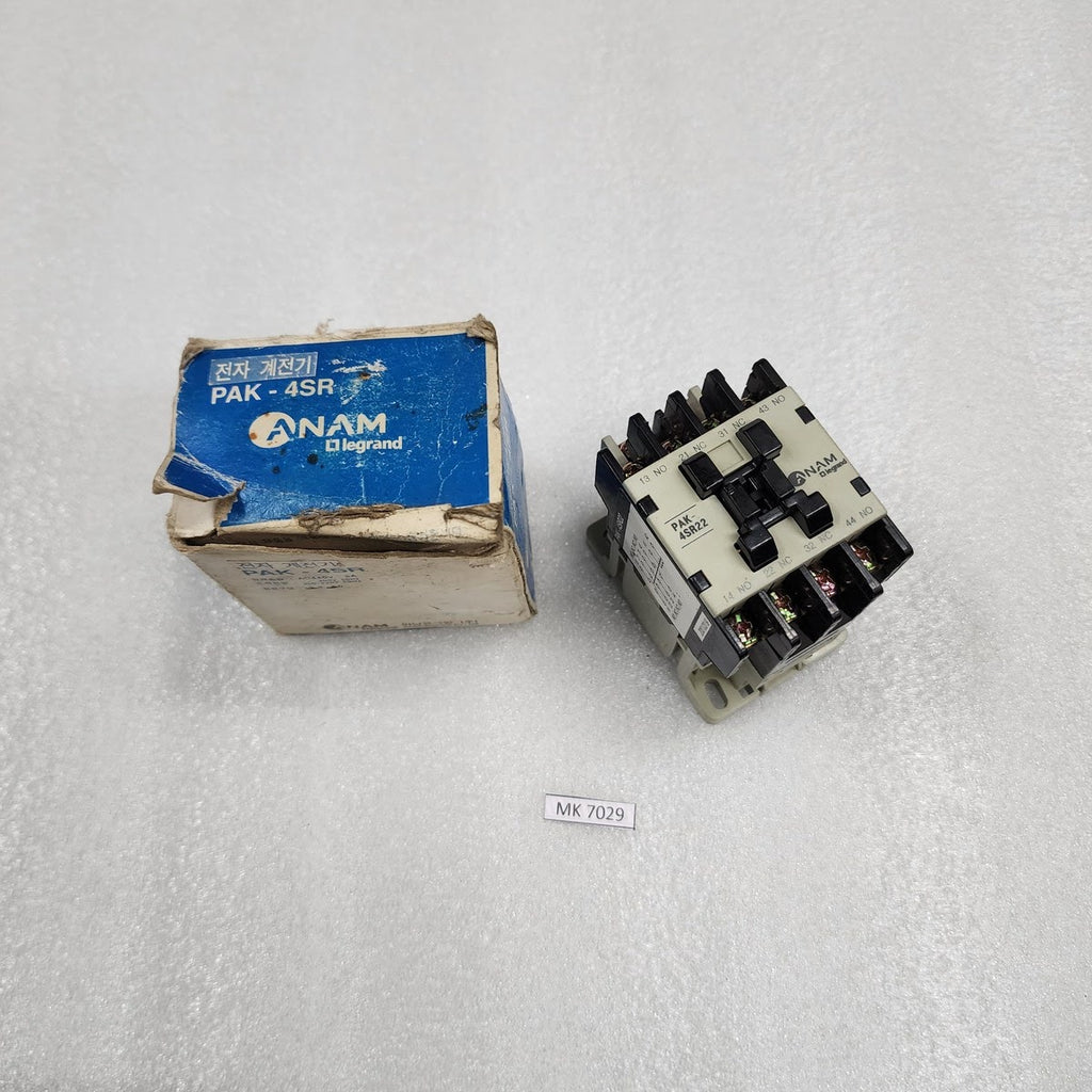 ANAM LEGRAND PAK-4SR22 MAGNETIC RELAY 200-220V