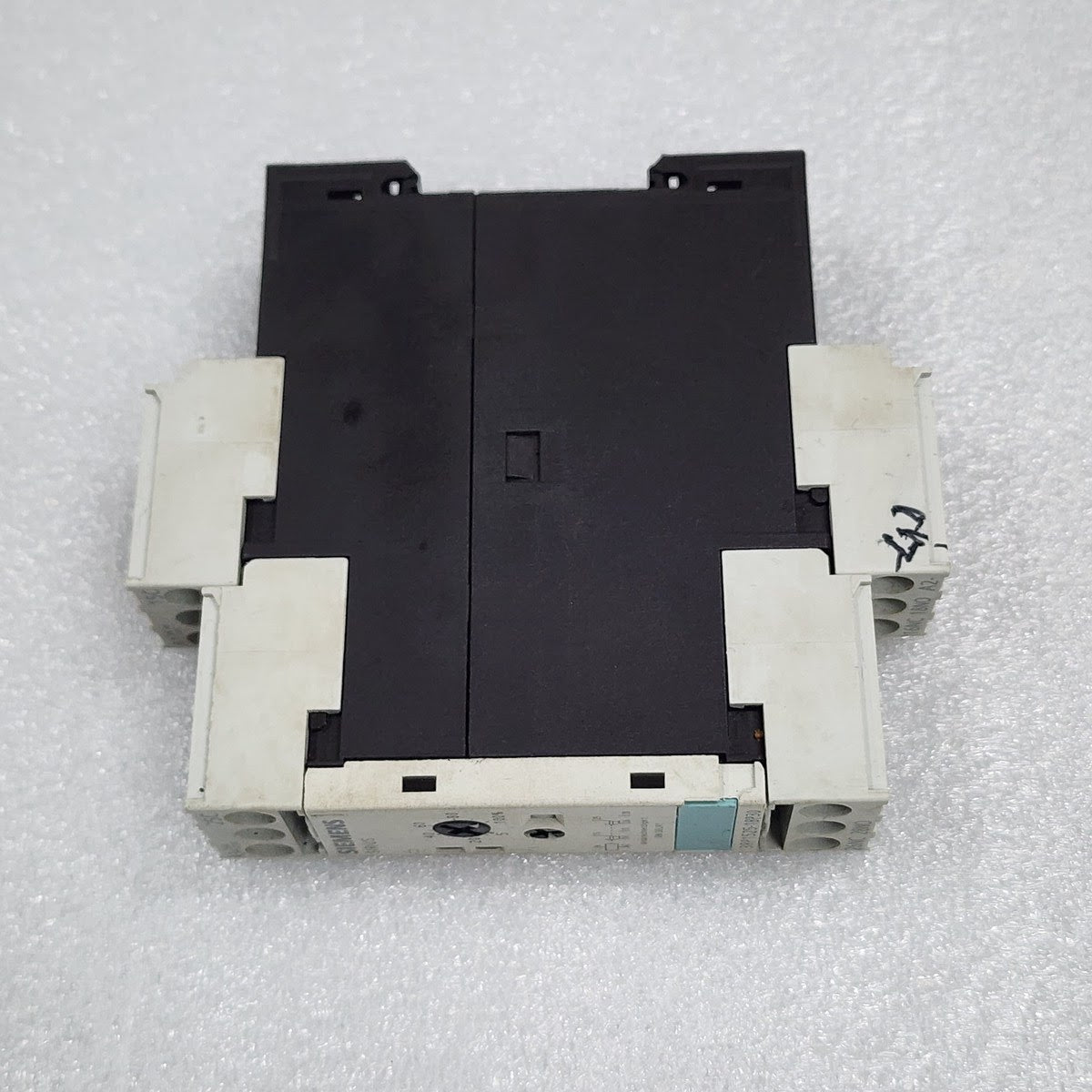 SIEMENS SIRIUS 3RP1525-1BP30 ON-DELAY TIME RELAY 24 V AC/DC