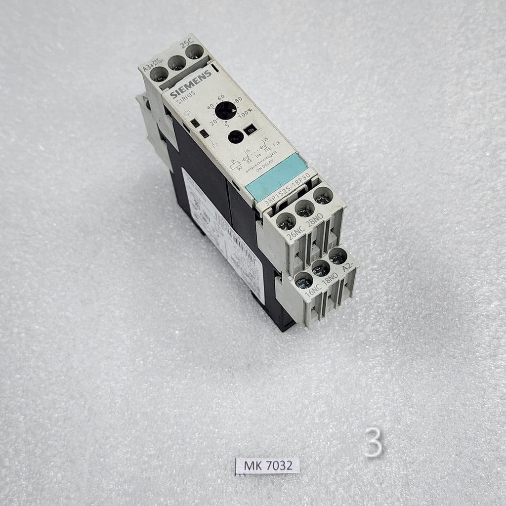 SIEMENS SIRIUS 3RP1525-1BP30 ON-DELAY TIME RELAY 24 V AC/DC