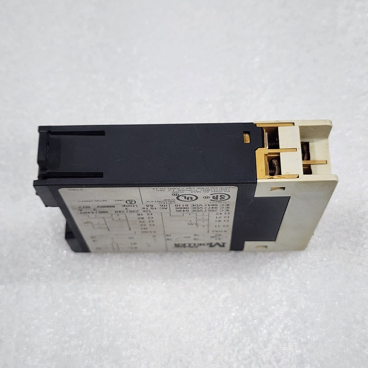 MOELLER TE 69-A TIMING RELAY 24-240VAC/DC