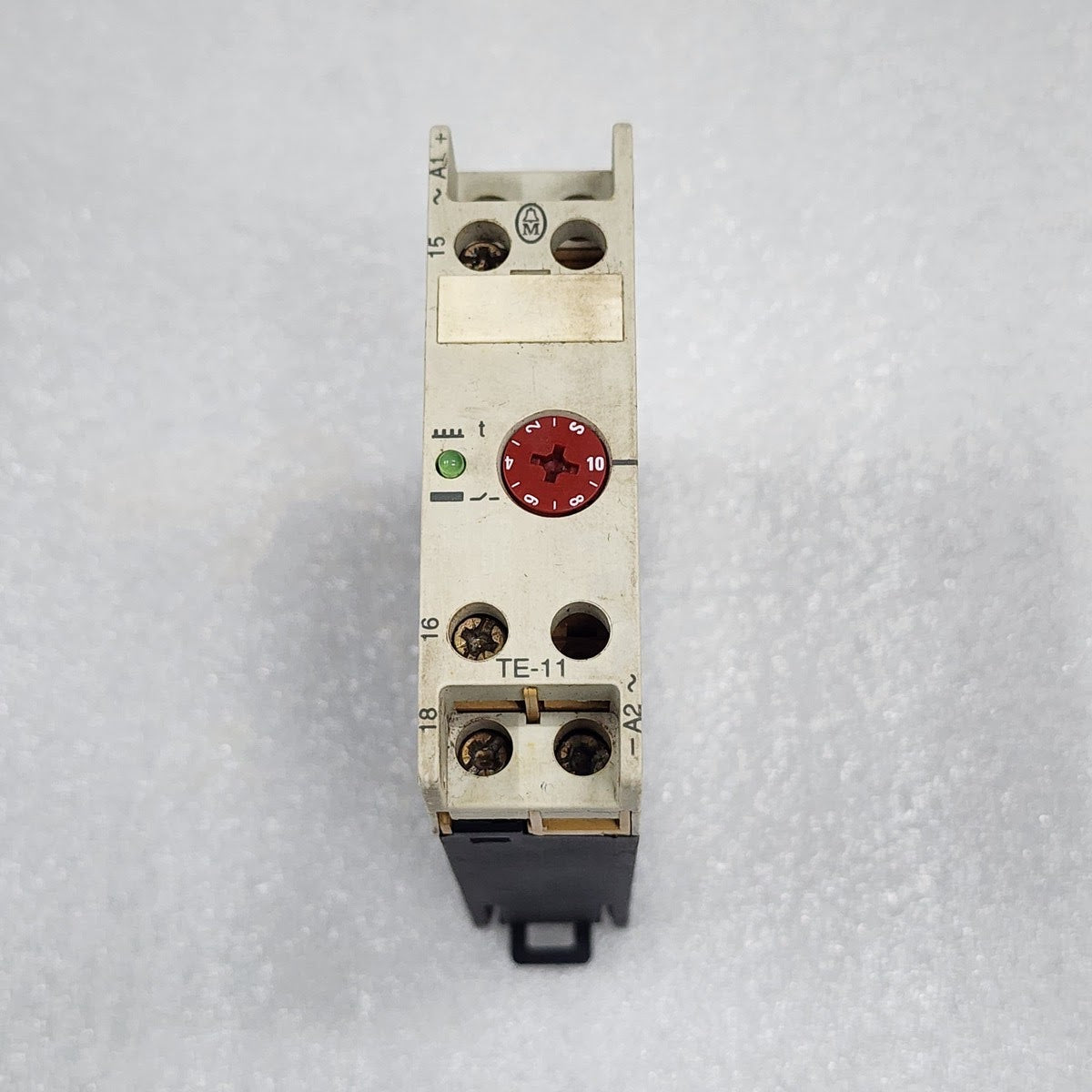 MOELLER TE 11-10-A TIMING RELAY 24-240V AC/DC