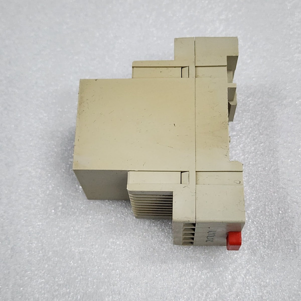 TELEMECANIQUE LT2-SE00M PTC THERMISTOR PROTECTION RELAY 200-240V