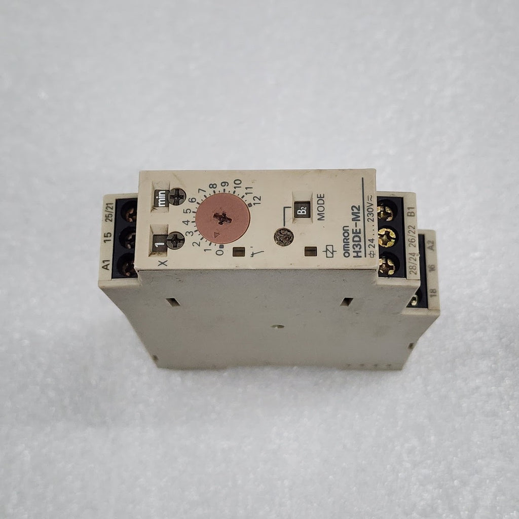 OMRON H3DE-M2 TIME RELAY 24-230VAC/DC