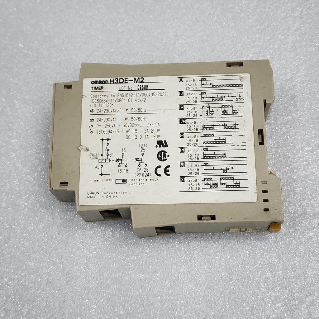 OMRON H3DE-M2 TIME RELAY 24-230VAC/DC