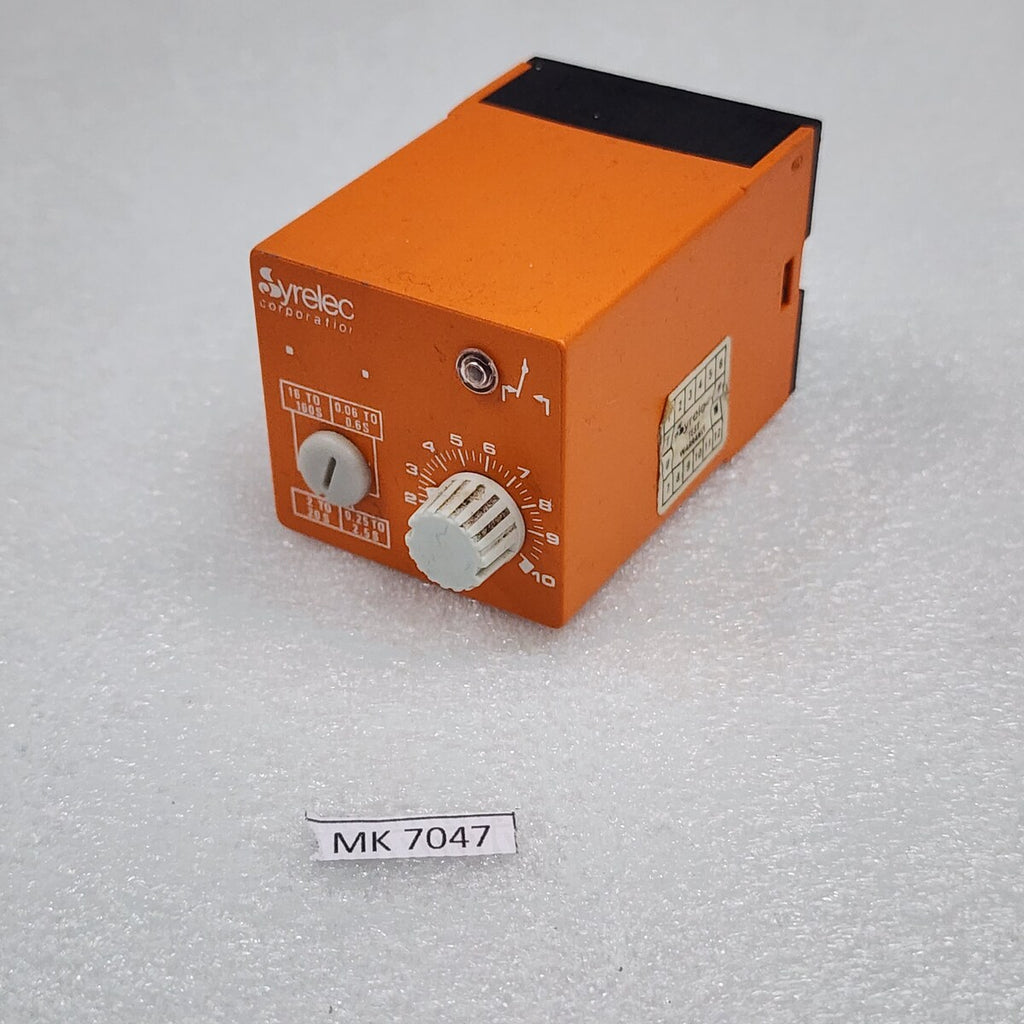 SYRELEC PAR 2B DELAY ON TIME RELAY 110V
