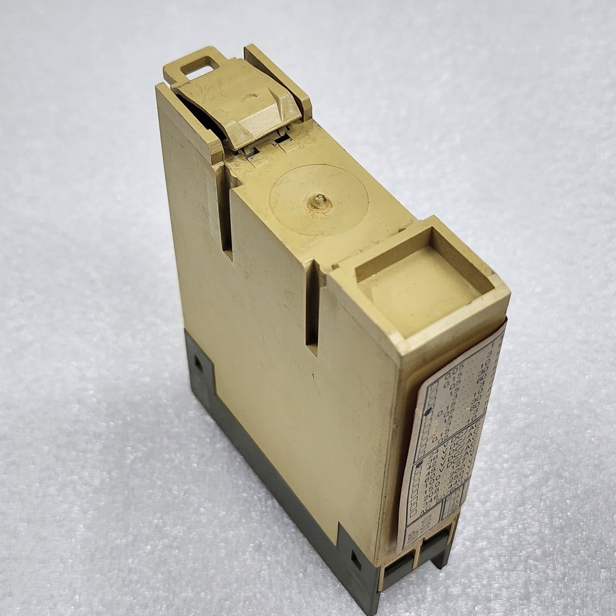 SAIA 911 MULTIFUNCTION TIME RELAY KOP-101D 24VAC/DC