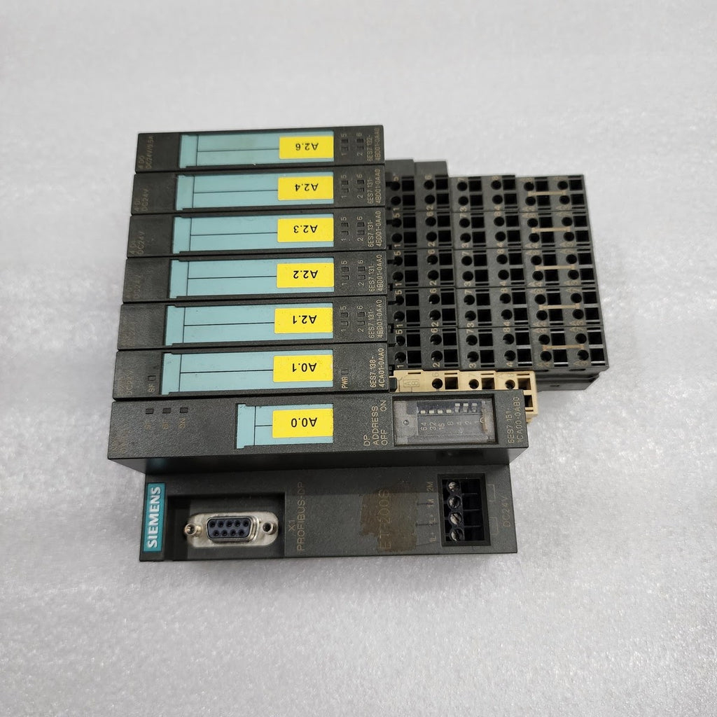 SIEMENS 6ES7 151-1CA00-0AB0 SIMATIC INTERFACE MODULE WITH I/O MODULE