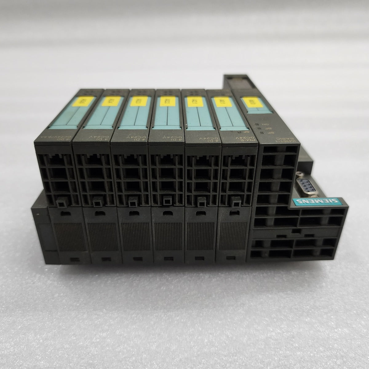 SIEMENS 6ES7 151-1CA00-0AB0 SIMATIC INTERFACE MODULE WITH I/O MODULE