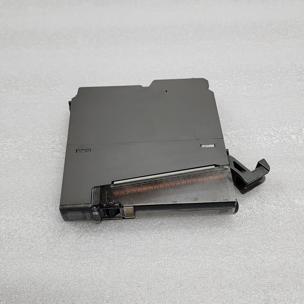 MITSUBISHI ELECTRIC NEXGENIE 7000 NX2001 16 POINT 24VDC OUTPUT 500mA SOURCE
