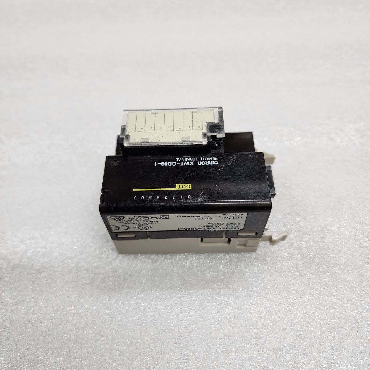 OMRON XWT-OD08-1 REMOTE TERMINAL 24VDC