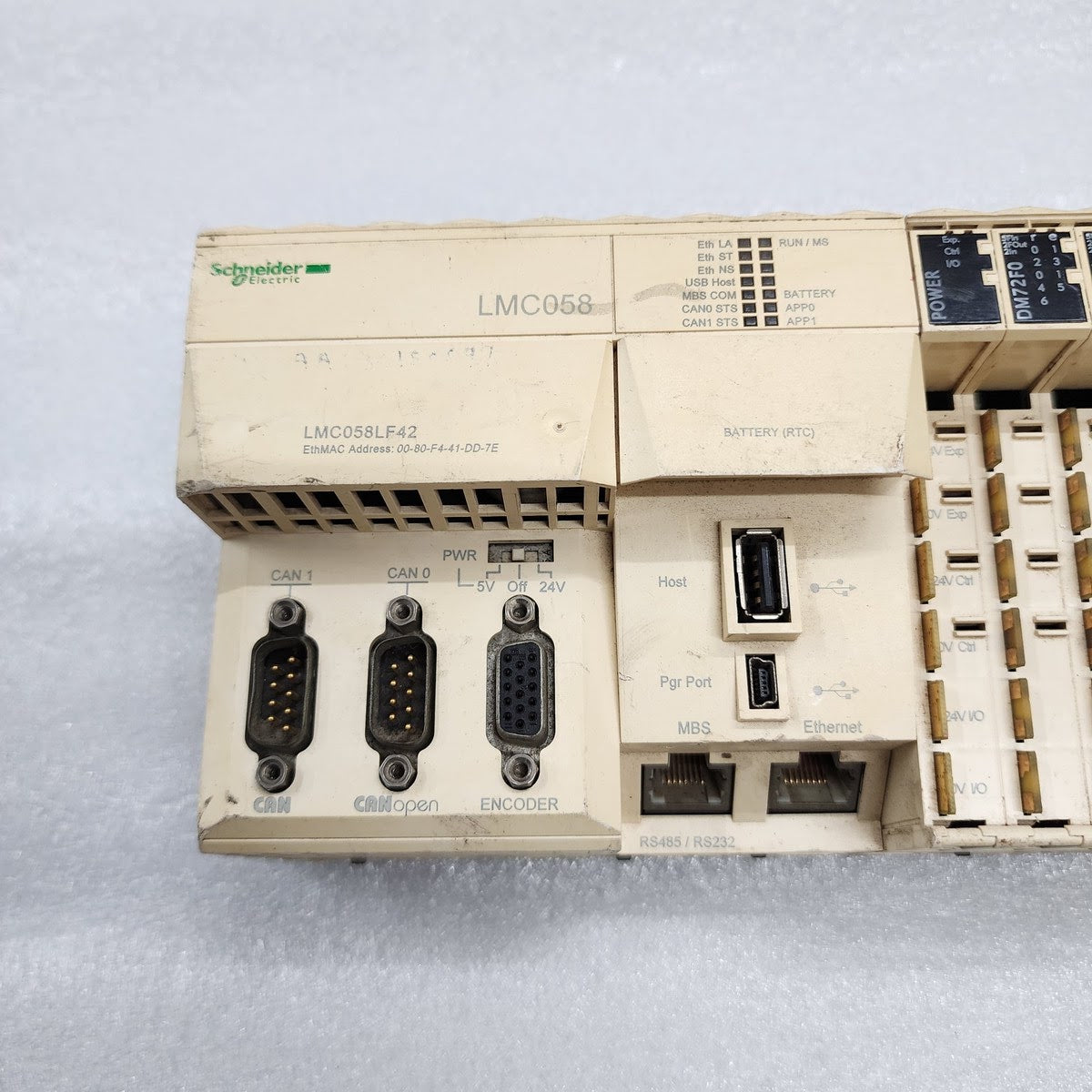 LMC058LF42 COMPACT BASE 42 I/O 24VDC LMC058 CRACK