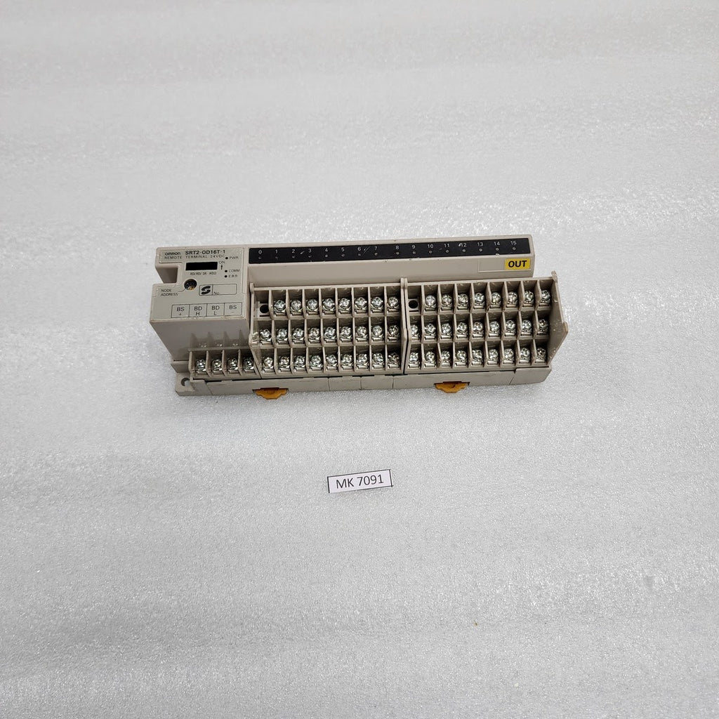 OMRON SRT2-OD16T-1 REMOTE TERMINAL 24VDC