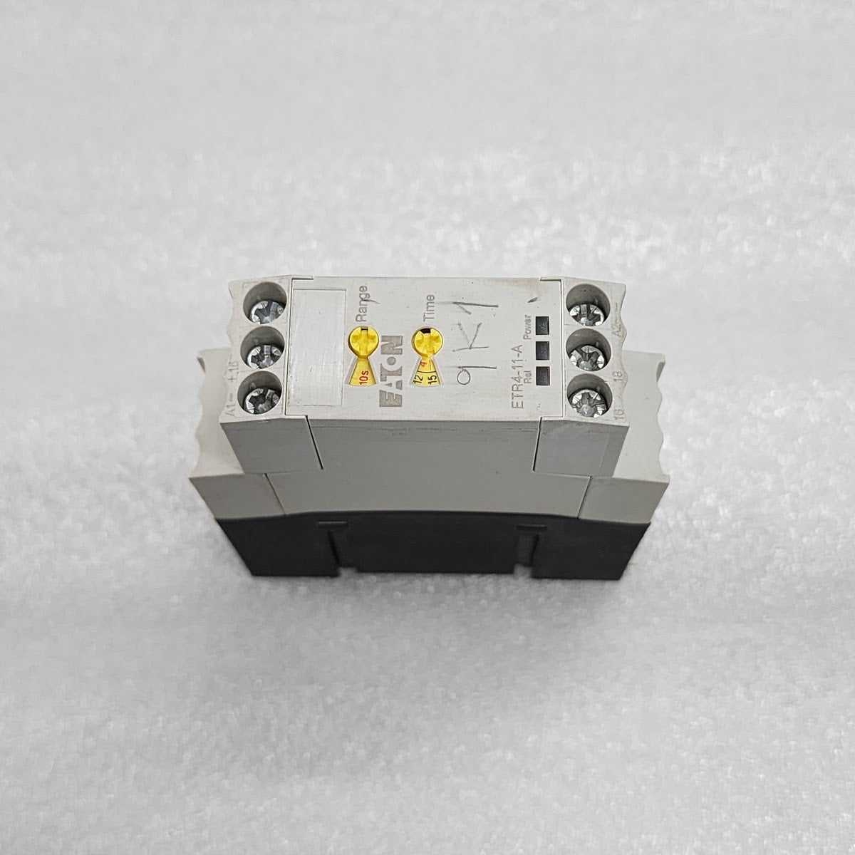 EATON ETR4-11-A ELECTRONIC TIMING RELAY XTTR6A100HS11B 24-240V AC/DC