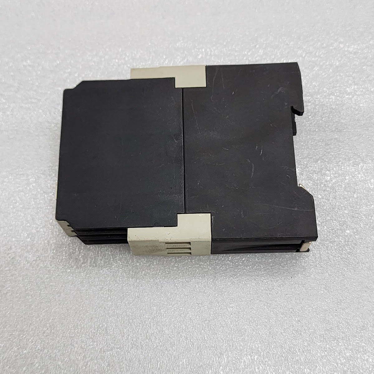 AEG ERS TIME RELAY 910-346-634-00 110-240VAC / 24V AC-DC / 42-48V AC-DC