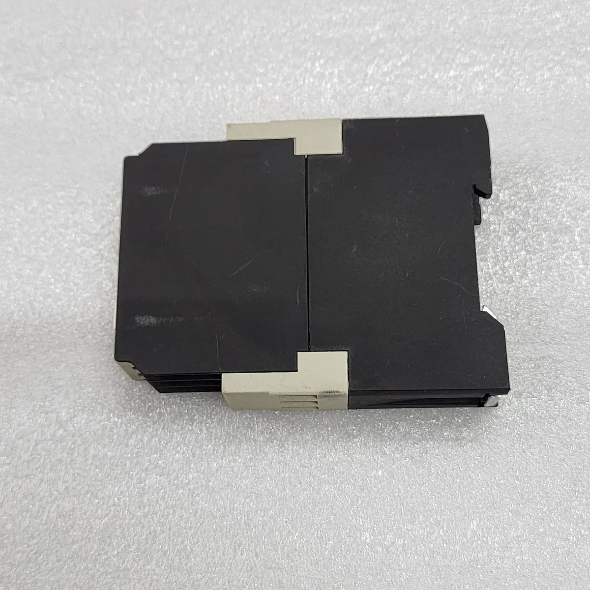 AEG ERS TIME RELAY 910-346-632-00 110-240VAC/24V AC-DC