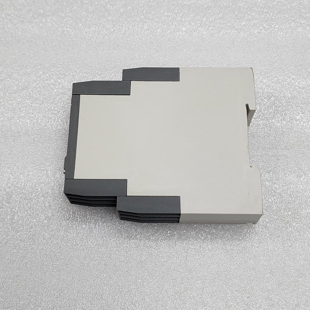 ABB CM-SRS.22S OVER-UNDER CURRENT RMS MONITORING RELAY 1SVR730840R0500