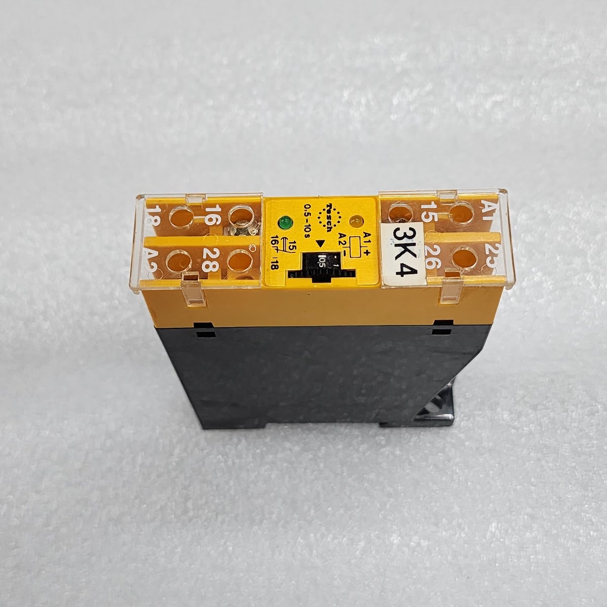 TESCH E67.3X103 SAFETY RELAY 230V 0.5-10S
