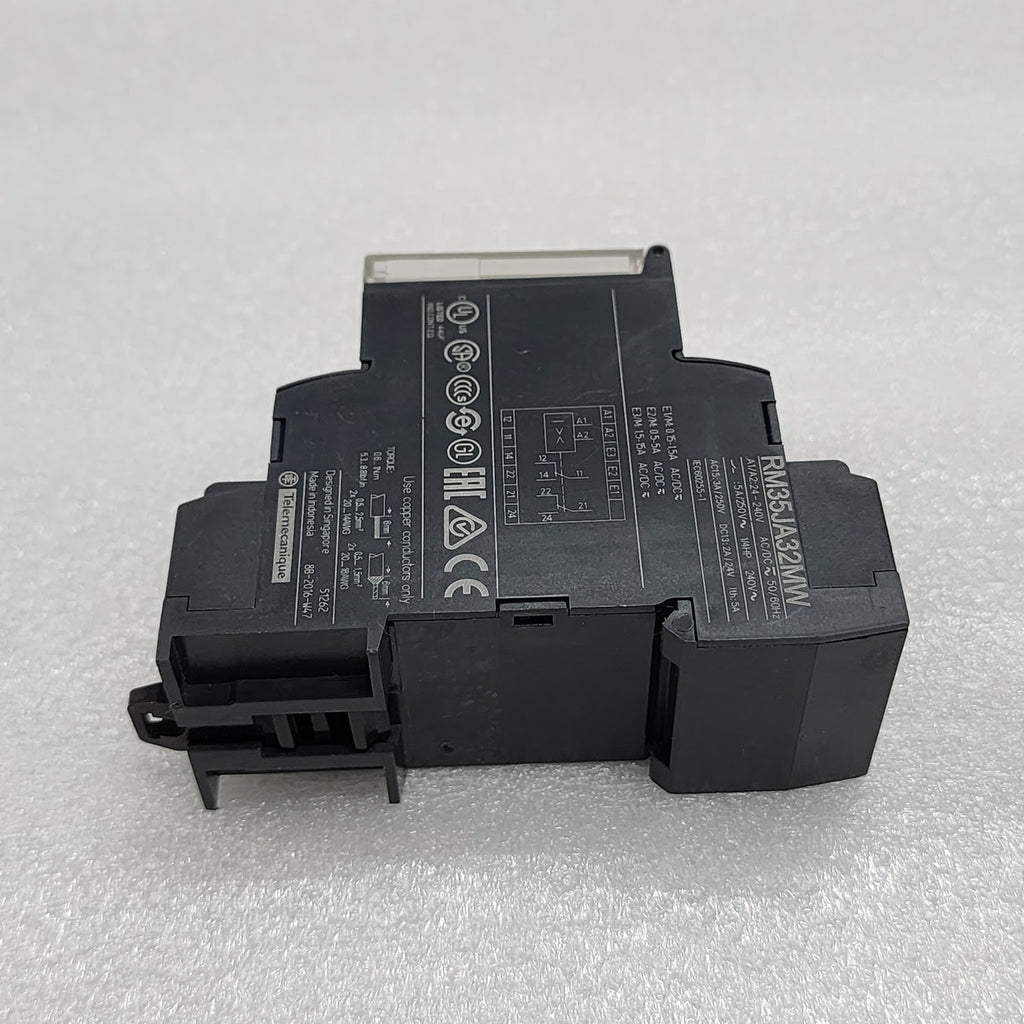 TELEMECANIQUE RM35JA32MW CURRENT CONTROL RELAY 24-240VAC/DC
