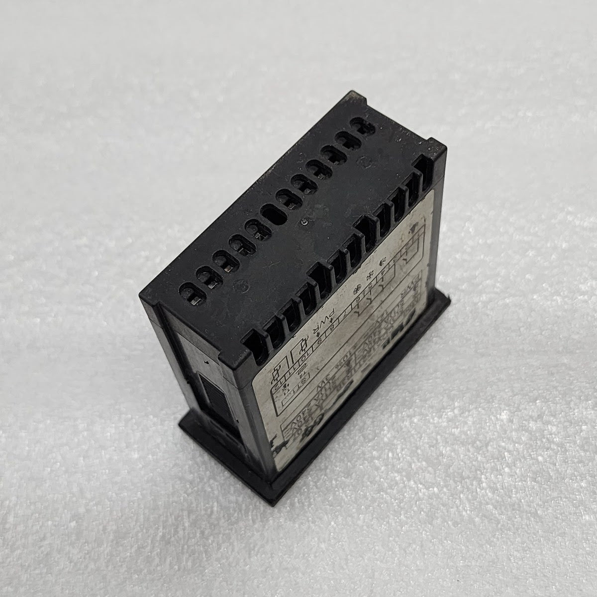 LAE CDC122T1R3B DIGITAL INDICATOR 12V AC/DC