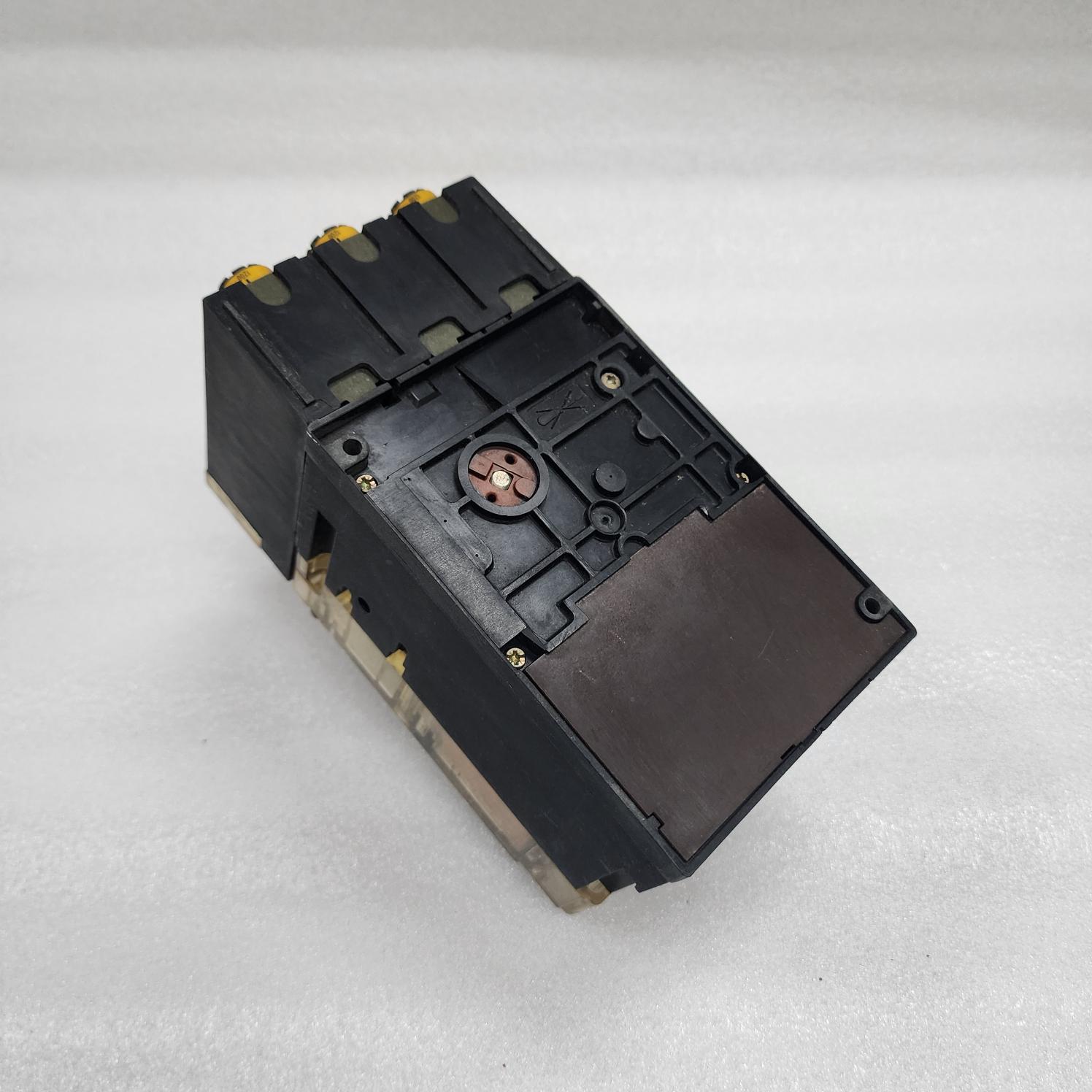 MOELLER NZMS6-125 3-POLE CIRCUIT BREAKER 125A ZM6125