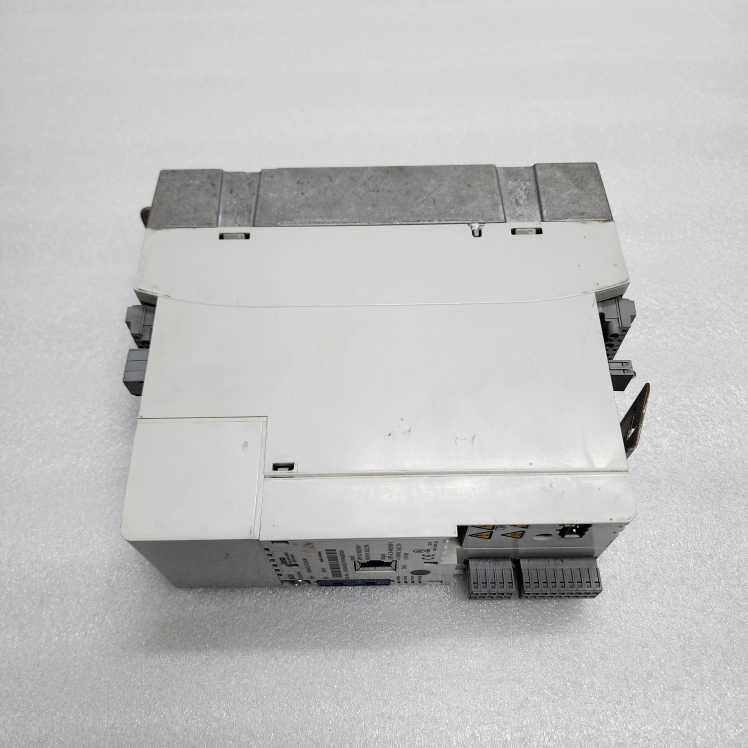 LENZE E84AVSCE7514SXO 0.75 KW 2.4A 8400 FREQUENCY INVERTER