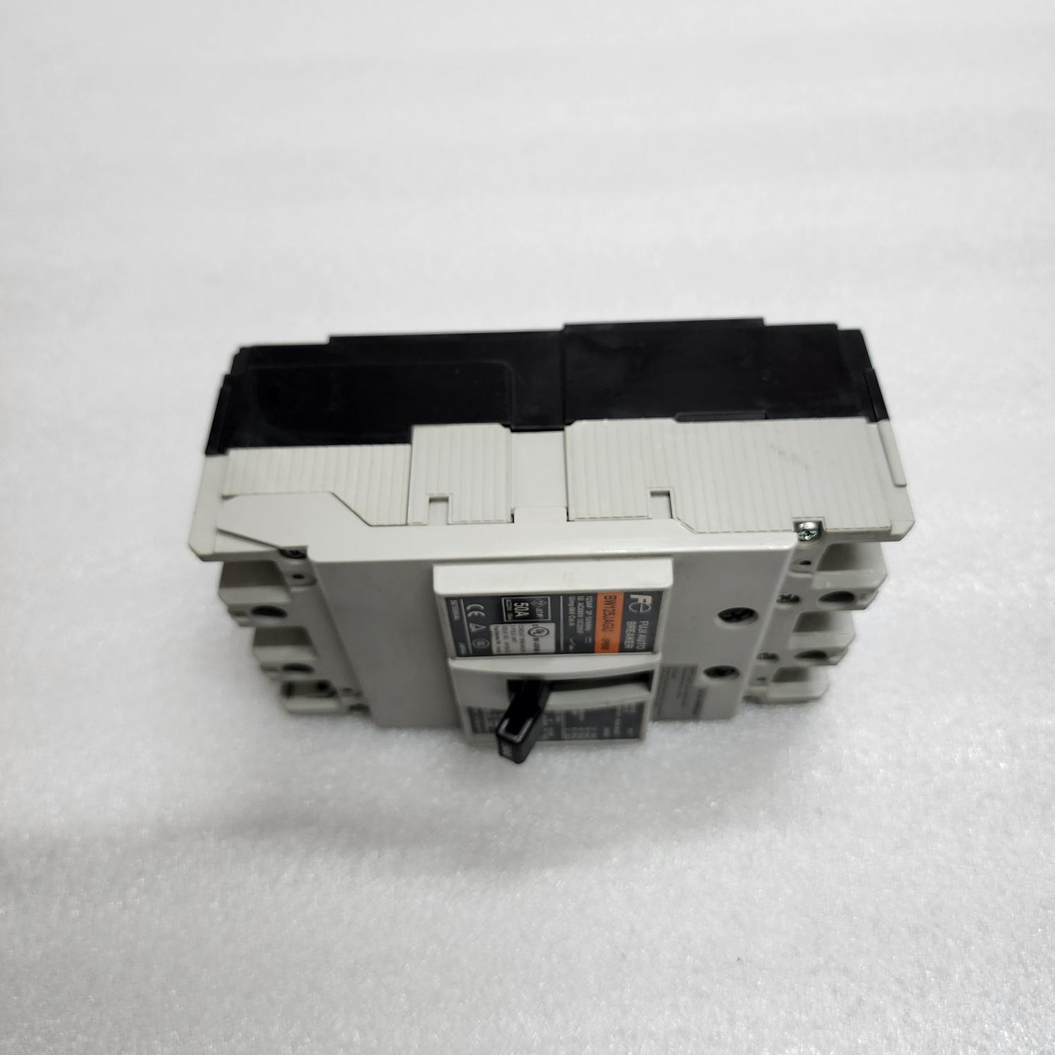 FUJI ELECTRIC BW125JAGU 3-POLE CIRCUIT BREAKER 50A BW125JAGU-3P050