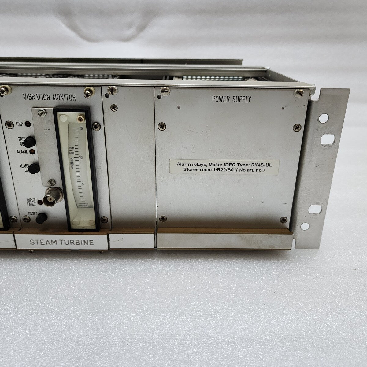 WEIR CONTROL PANEL POWER SUPPLY 11.07.A0 VIBRATION MONITOR 21.03.A1.02.2E.21