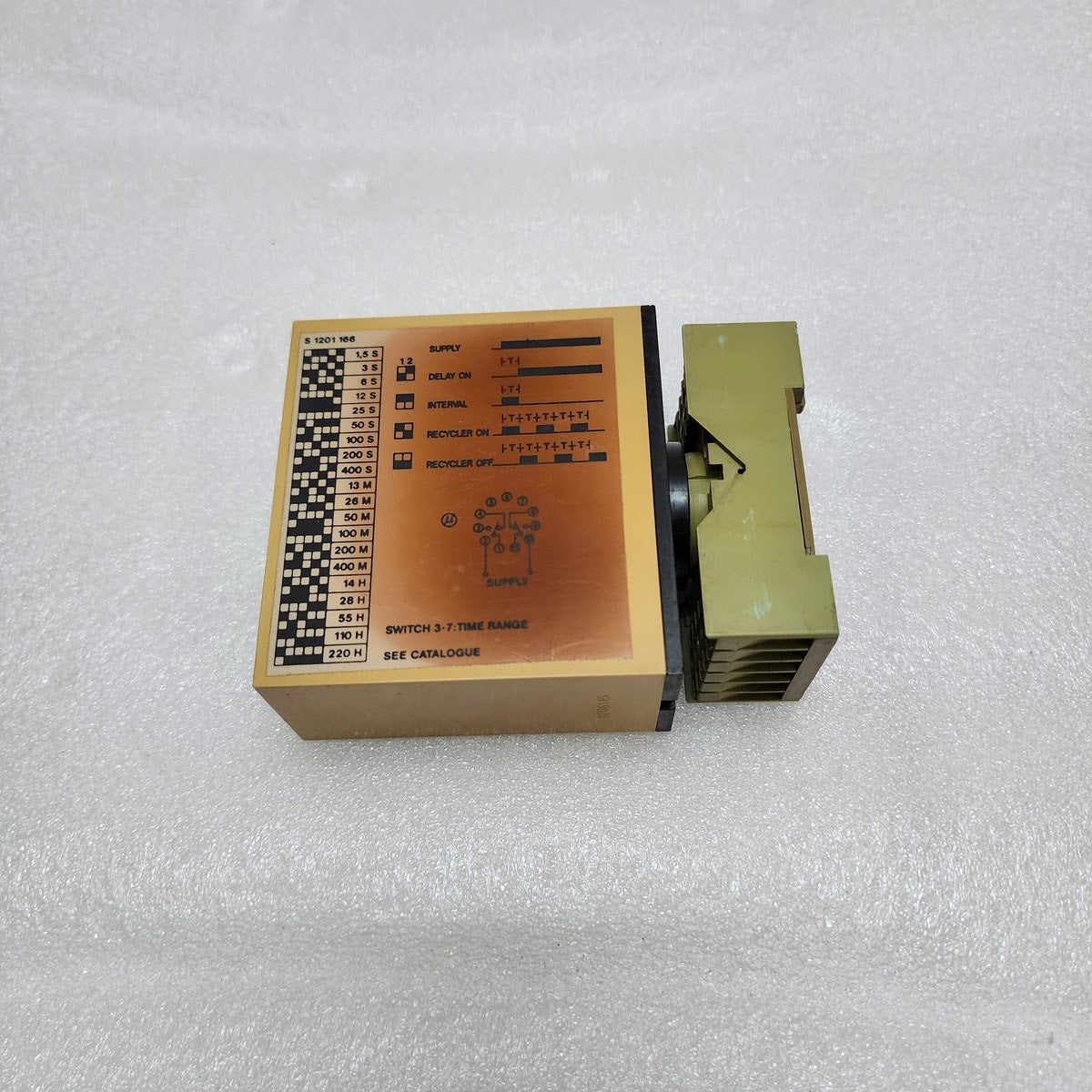 CARLO GAVAZZI S1201166230 COMBI TIMER AUTOMATIC START 230VAC