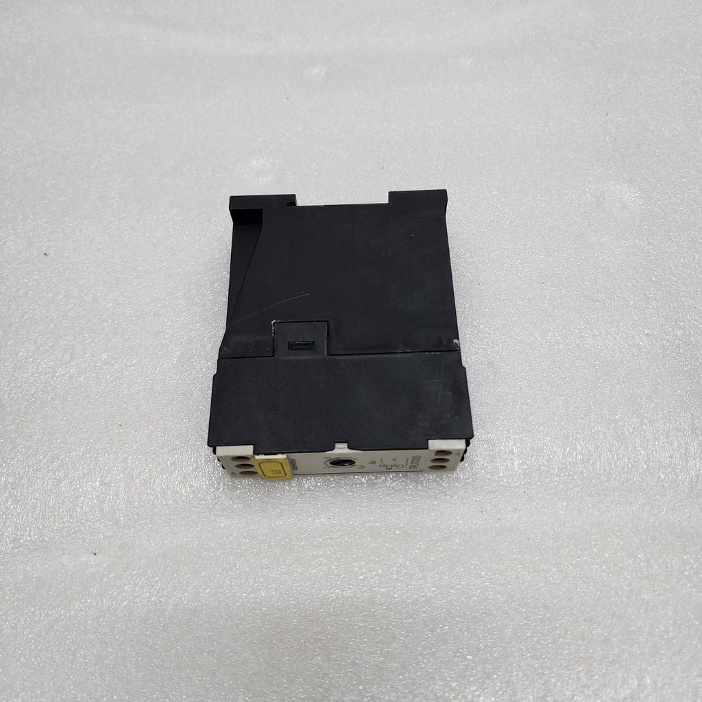 SIEMENS 7PU7020-1CM30 TIME RELAY 60-250V AC