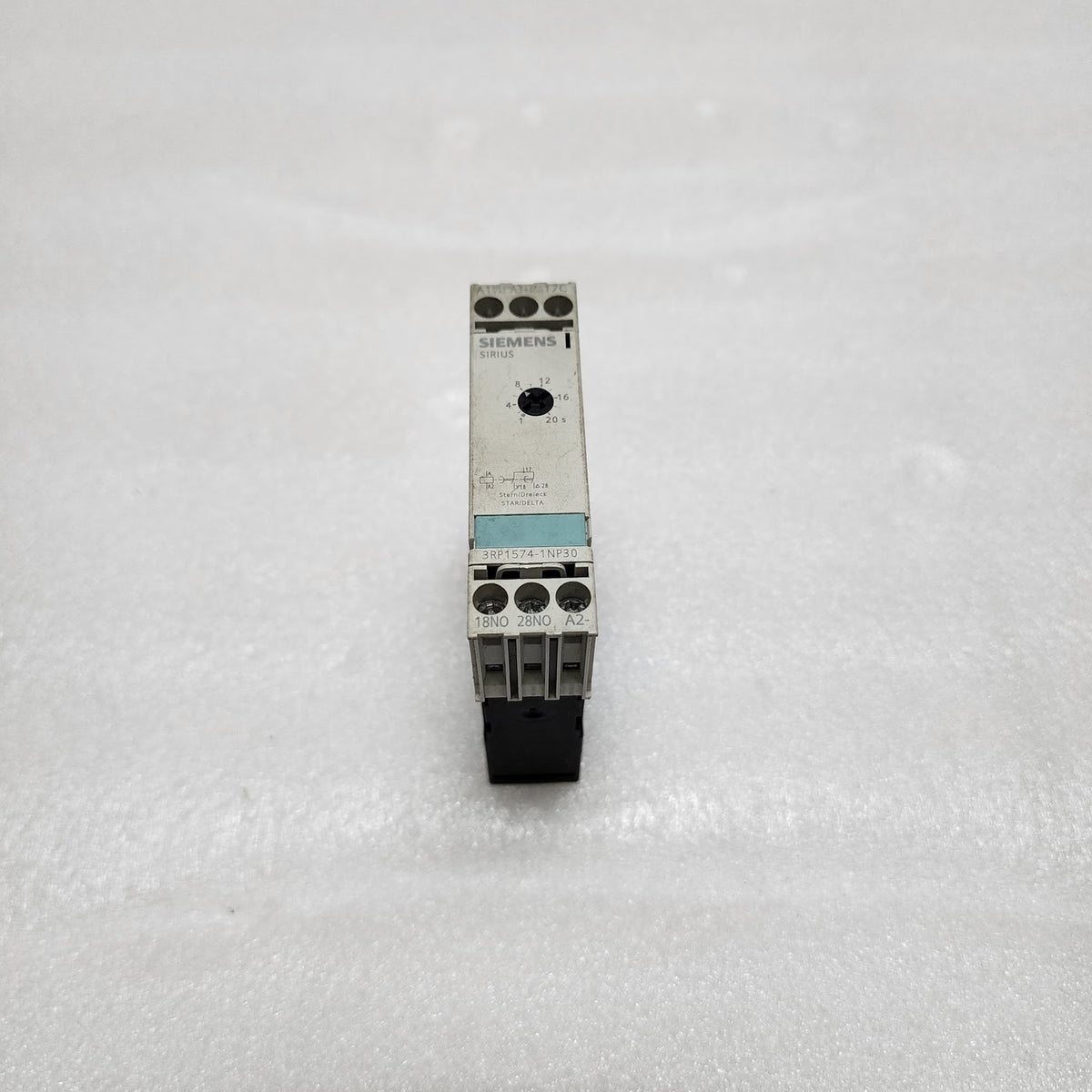 SIEMENS 3RP1574-1NP30 TIMING RELAY