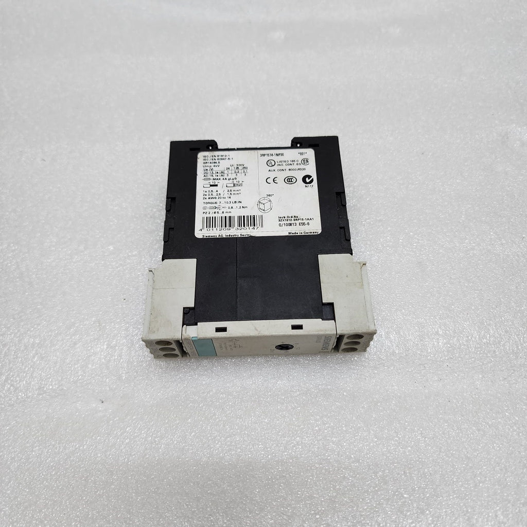 SIEMENS 3RP1574-1NP30 TIMING RELAY